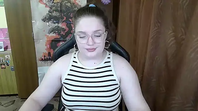 Snapshot of Teasing_Dora chatting on February 27, 10:32 pm Teasing Dora online show from February 27, 10:32 pm