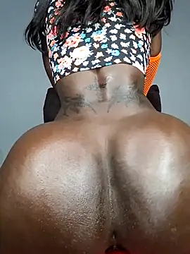 Snapshot of Blacck_godess01 chatting on February 23, 8:55 am Blacck godess01 online show from February 23, 8:55 am