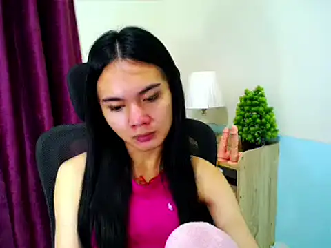 Snapshot of devine_goddess chatting on February 20, 1:11 pm devine goddess online show from February 20, 1:11 pm