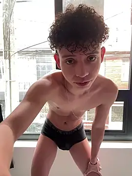 Snapshot of yoursexyjose chatting on January 31, 7:11 pm yoursexyjose online show from January 31, 7:11 pm