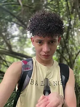 Snapshot of yoursexyjose chatting on March 4, 7:53 pm yoursexyjose online show from March 4, 7:53 pm