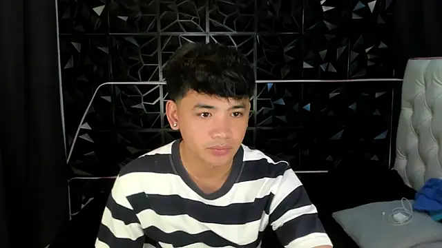 spoiledmycock online show from February 6, 12:26 am