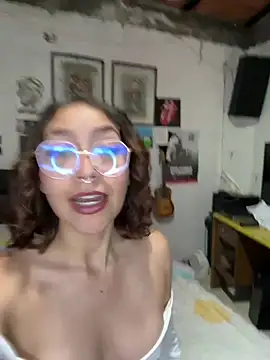 Charlotte Mason online show from March 17, 2:09 pm