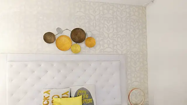 Snapshot of penelope__11 chatting on February 18, 11:17 am penelope 11 online show from February 18, 11:17 am