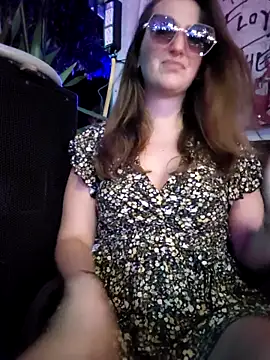 Snapshot of Alexdevil92 chatting on February 11, 3:28 pm Alexdevil92 online show from February 11, 3:28 pm