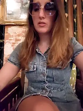 Snapshot of Alexdevil92 chatting on February 22, 2:15 pm Alexdevil92 online show from February 22, 2:15 pm