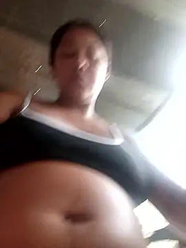 Snapshot of Eira_Allen chatting on February 8, 1:03 pm Eira Allen online show from February 8, 1:03 pm