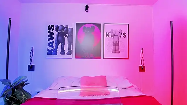 Snapshot of Maddie_Rosee chatting on March 3, 3:34 am Maddie Rosee online show from March 3, 3:34 am