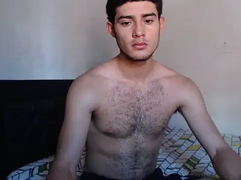 Snapshot of jhayko22 chatting on February 11, 7:30 pm jhayko22 online show from February 11, 7:30 pm