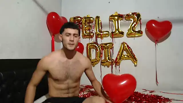 Snapshot of jhayko22 chatting on February 14, 11:34 pm jhayko22 online show from February 14, 11:34 pm