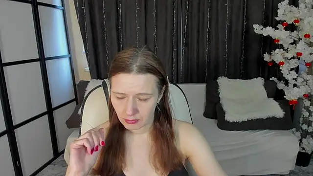 Kathrine Meyer online show from April 10, 1:55 am