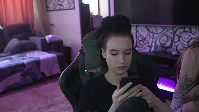 Carolina G0lden online show from February 10, 8:29 am