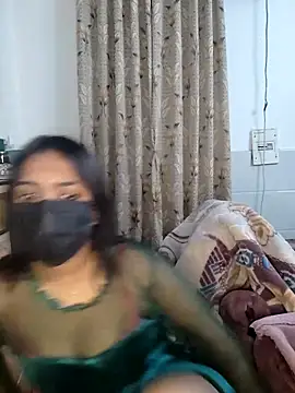 Curvy Simran online show from February 13, 1:18 pm