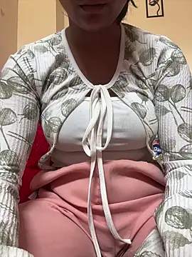 kavyababy00 online show from February 12, 7:25 am