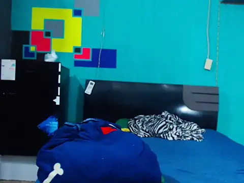 Snapshot of analyn-2027 chatting on February 15, 10:28 pm analyn-2027 online show from February 15, 10:28 pm