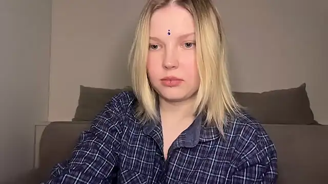 Ophelia Ritz online show from April 10, 9:41 pm