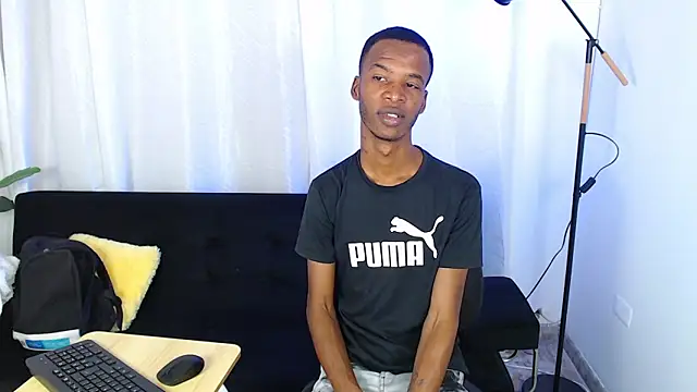 gusy 18 online show from March 4, 8:59 pm