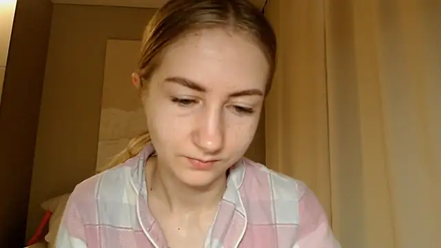 BluueSilk online show from February 3, 6:02 am