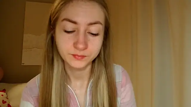 BluueSilk online show from March 13, 7:09 am