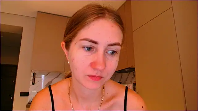 BluueSilk online show from November 24, 8:14 am