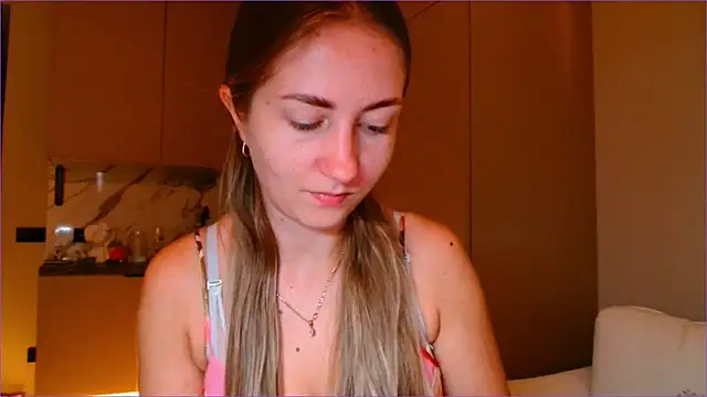 BluueSilk online show from November 28, 6:16 am