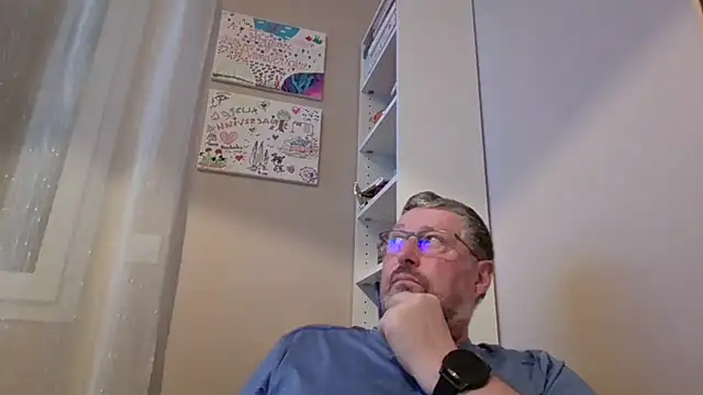 Snapshot of doudou310 chatting on February 26, 4:55 am doudou310 online show from February 26, 4:55 am