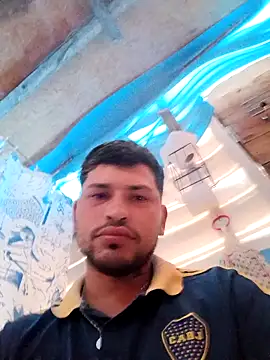 Snapshot of elvergon23139 chatting on February 13, 10:06 pm elvergon23139 online show from February 13, 10:06 pm