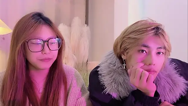 SM JIAJIA ZL online show from March 2, 4:36 pm