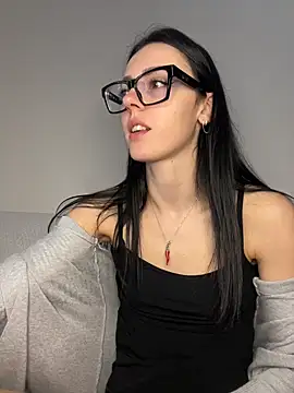 alibi room online show from April 1, 3:31 pm