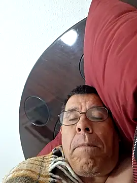 Snapshot of eros3442 chatting on February 9, 5:55 am eros3442 online show from February 9, 5:55 am