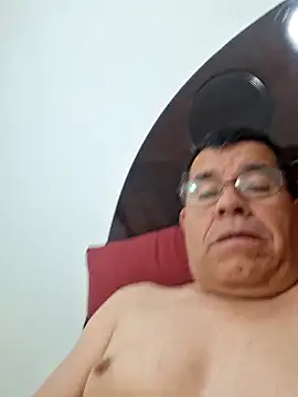 Snapshot of eros3442 chatting on February 17, 3:47 am eros3442 online show from February 17, 3:47 am