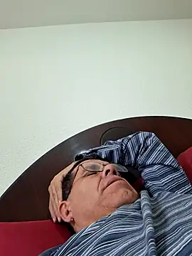 Snapshot of eros3442 chatting on February 17, 11:22 pm eros3442 online show from February 17, 11:22 pm