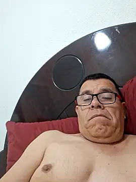 Snapshot of eros3442 chatting on March 2, 5:08 am eros3442 online show from March 2, 5:08 am