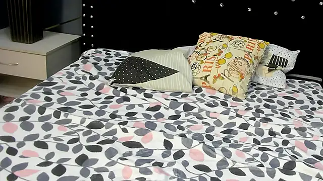 Snapshot of Ambar_Cortes chatting on February 24, 2:59 pm Ambar Cortes online show from February 24, 2:59 pm