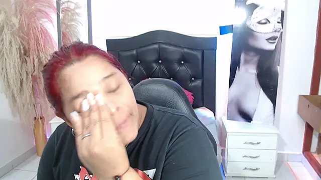 Snapshot of NathaliaMayson chatting on February 13, 4:08 am NathaliaMayson online show from February 13, 4:08 am