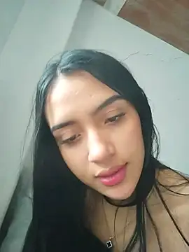 cynliu online show from May 14, 7:09 pm