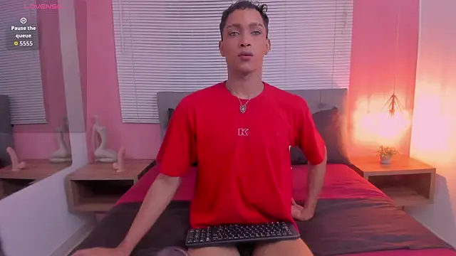 drako18  online show from April 7, 3:51 am