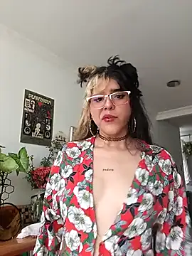 Snapshot of la_venuss chatting on February 26, 10:20 pm la venuss online show from February 26, 10:20 pm