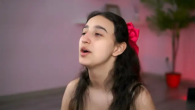 JullyFox online show from May 28, 9:39 am