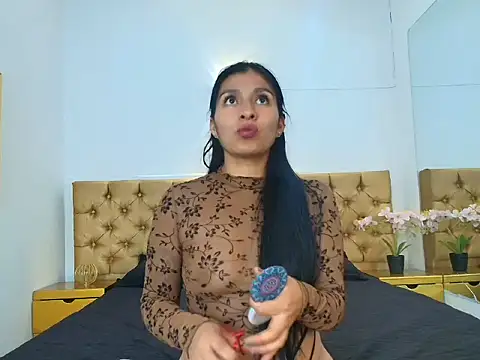 Melannyy   online show from March 15, 12:55 pm