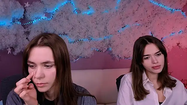 laurenmurrr online show from March 28, 10:37 am