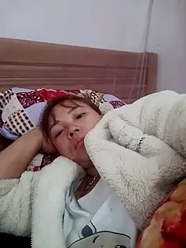 Snapshot of neyney110 chatting on February 20, 2:17 pm neyney110 online show from February 20, 2:17 pm