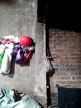 Snapshot of neyney110 chatting on February 23, 10:34 am neyney110 online show from February 23, 10:34 am