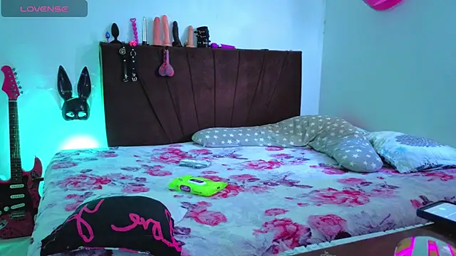 Iam kimh online show from March 15, 4:13 pm