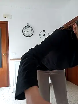 Snapshot of laparejaideal08 chatting on March 3, 9:04 am laparejaideal08 online show from March 3, 9:04 am