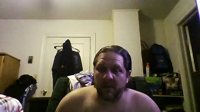 Snapshot of Demon2182 chatting on February 13, 5:47 am Demon2182 online show from February 13, 5:47 am