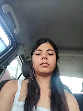 Snapshot of Roxan_King chatting on February 13, 4:03 pm Roxan King online show from February 13, 4:03 pm