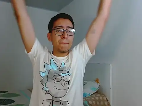 NickFin online show from April 18, 3:38 pm