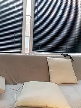 Snapshot of Eva_Err chatting on February 5, 10:03 pm Eva Err online show from February 5, 10:03 pm