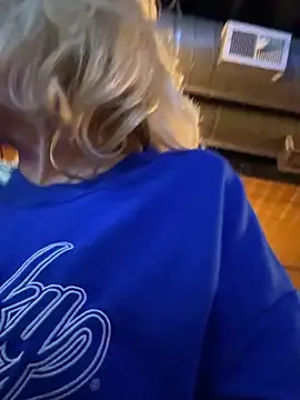 Snapshot of FireAfterDark chatting on February 18, 2:07 am FireAfterDark online show from February 18, 2:07 am